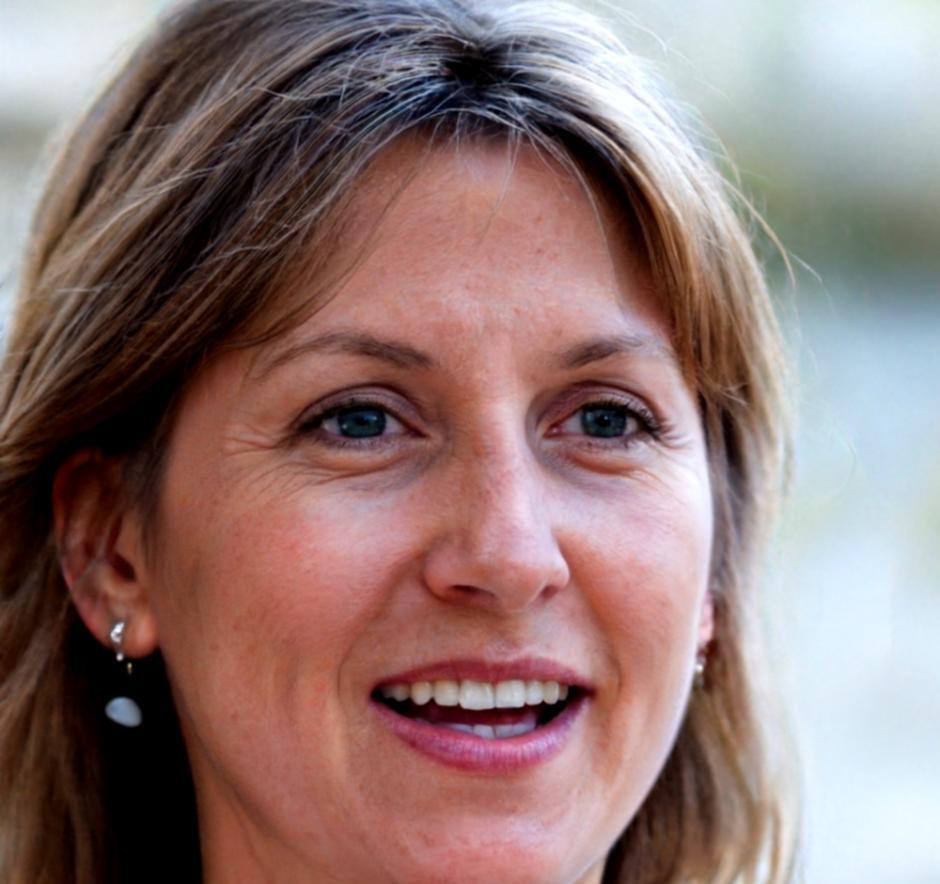 Beatriz Salmerón, especialista en estrategia comunicacional